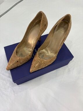 Stuart Weitzman Metallic Gold Cork Pointed Toe Stiletto Pumps Women's Size 9